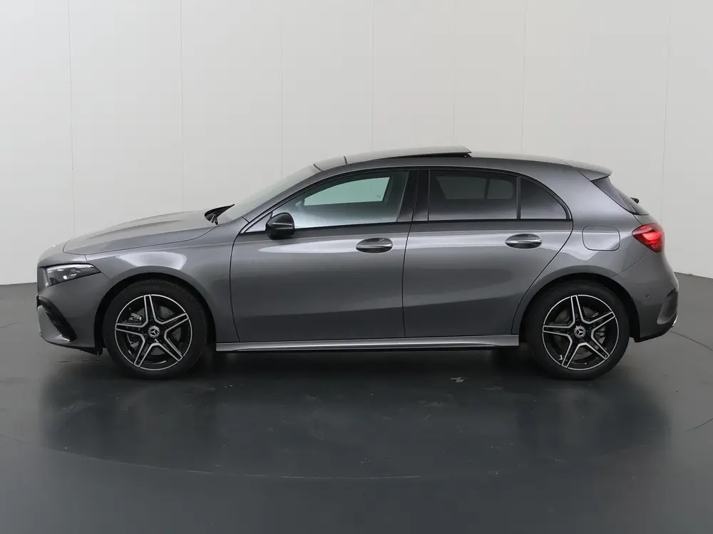 Mercedes-Benz A-Klasse 250e Business Solution AMG uit 2025, foto 5