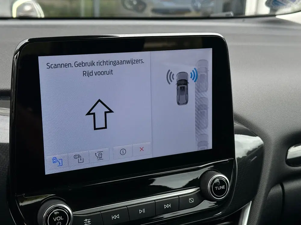 Ford Puma 1.0 EcoBoost Hybrid Titanium X uit 2021, foto 18