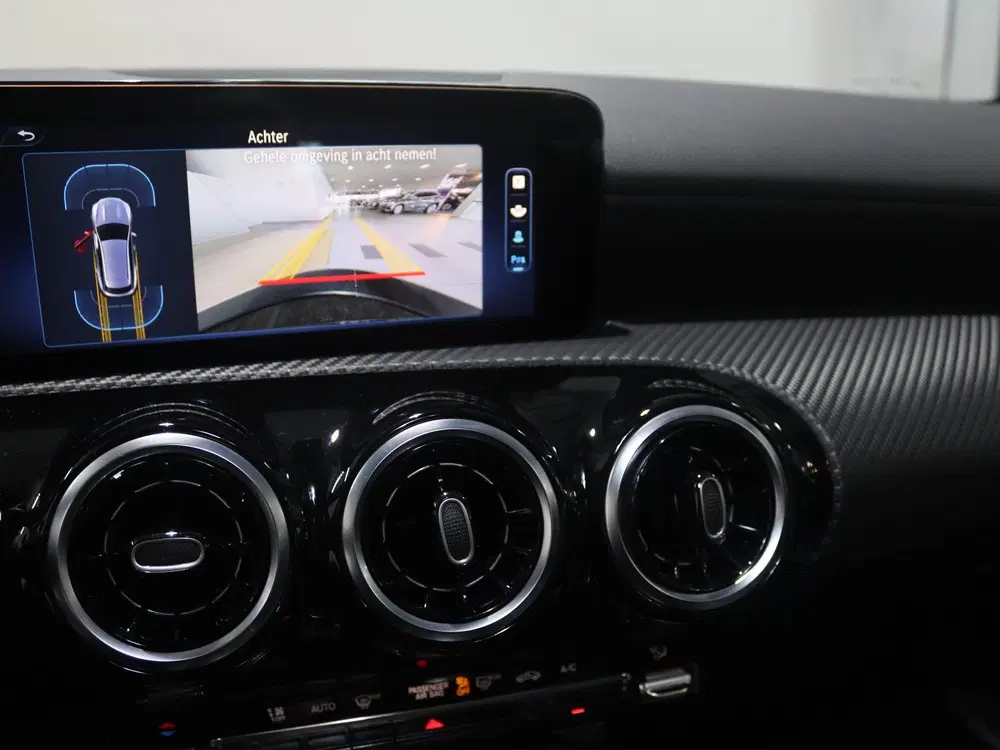Mercedes-Benz CLA 180 Star Edition uit 2025, foto 12