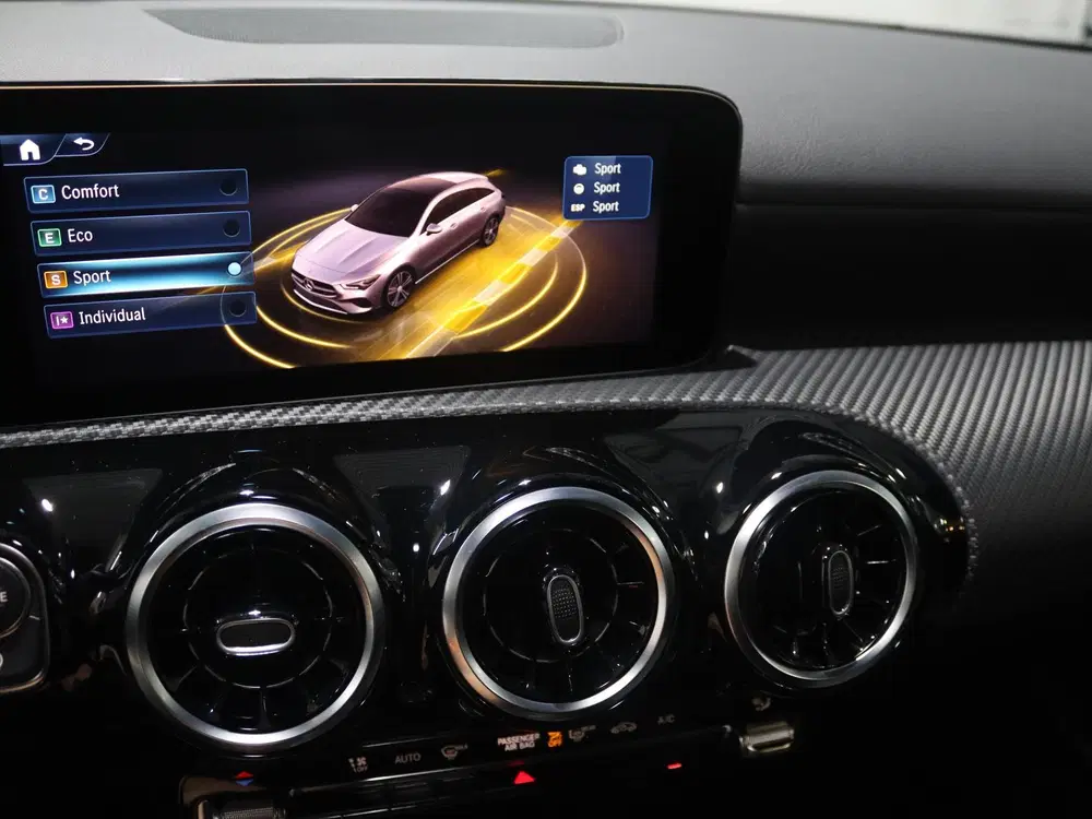Mercedes-Benz CLA 180 Star Edition uit 2025, foto 18