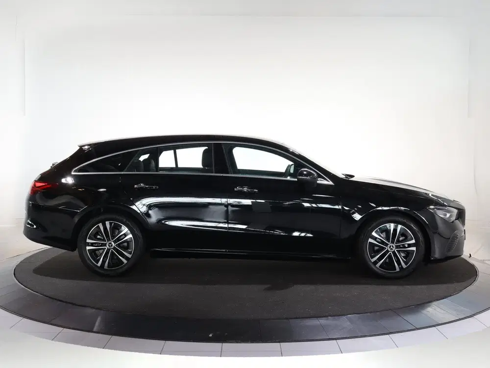 Mercedes-Benz CLA 180 Star Edition uit 2025, foto 6