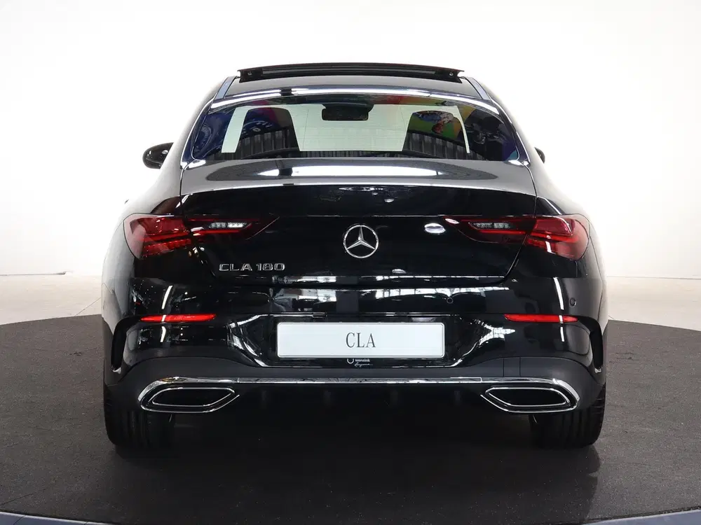 Mercedes-Benz CLA 180 Business Solution AMG uit 2025, foto 4