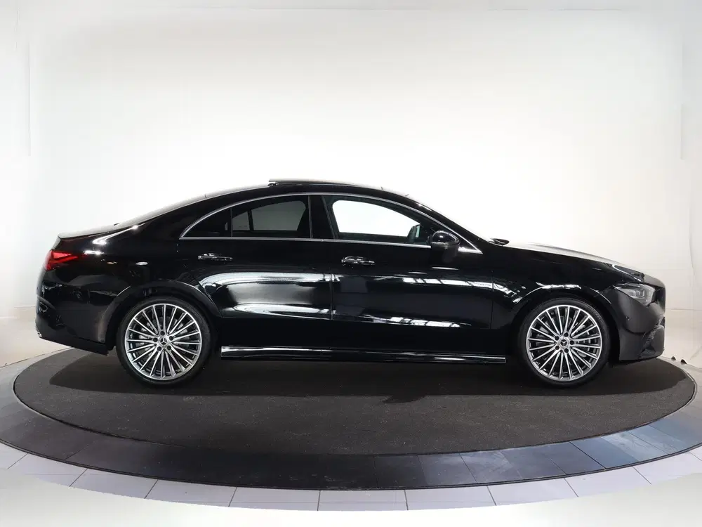 Mercedes-Benz CLA 180 Business Solution AMG uit 2025, foto 6