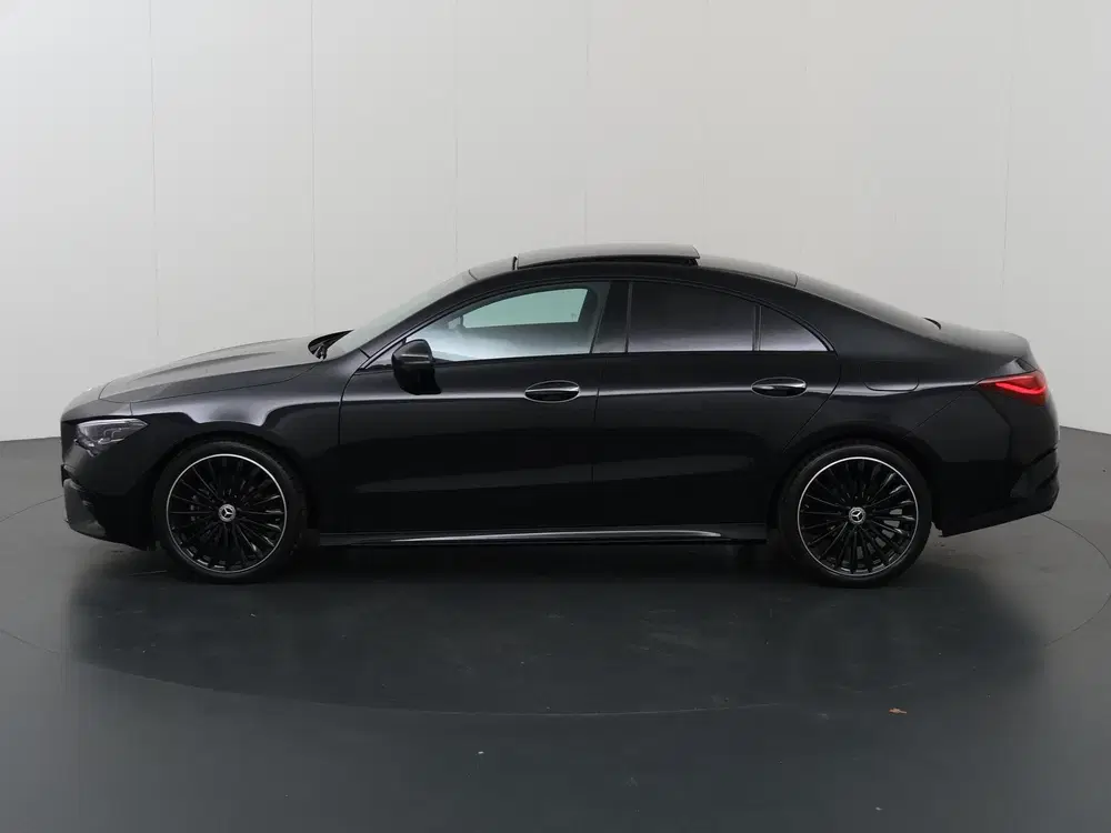 Mercedes-Benz CLA 180 Business Solution AMG uit 2025, foto 5