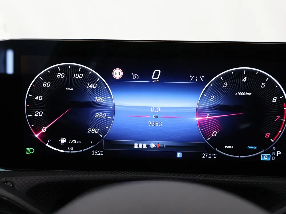 Mercedes-Benz CLA CLA-klasse Coupé 180 Business Solution AMG uit 2025, foto 12