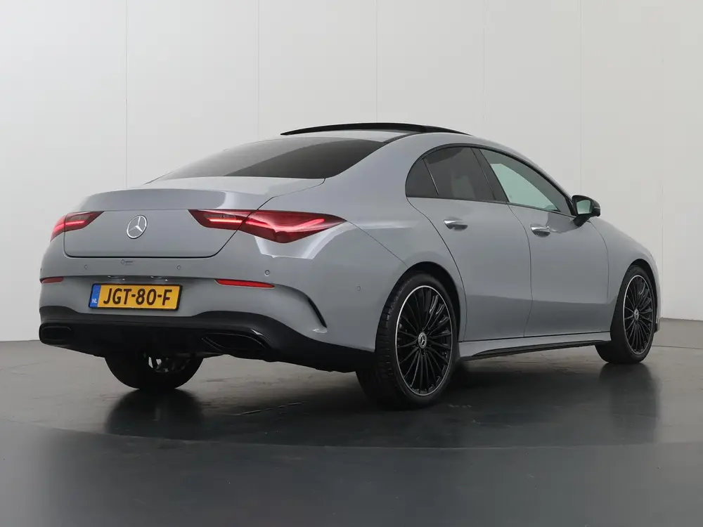 Mercedes-Benz CLA CLA-klasse Coupé 180 Business Solution AMG uit 2025, foto 2