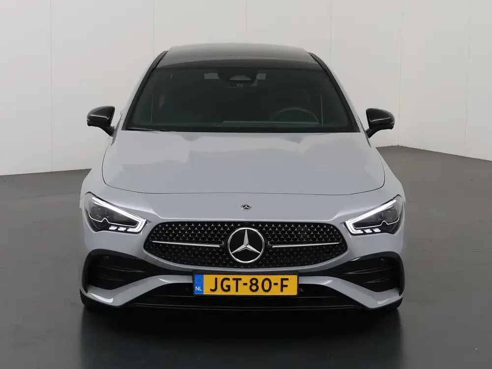 Mercedes-Benz CLA CLA-klasse Coupé 180 Business Solution AMG uit 2025, foto 3