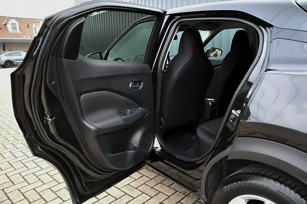 Nissan Juke 1.0 DiG-T AUT Acenta 10-2022 uit 2022, foto 10