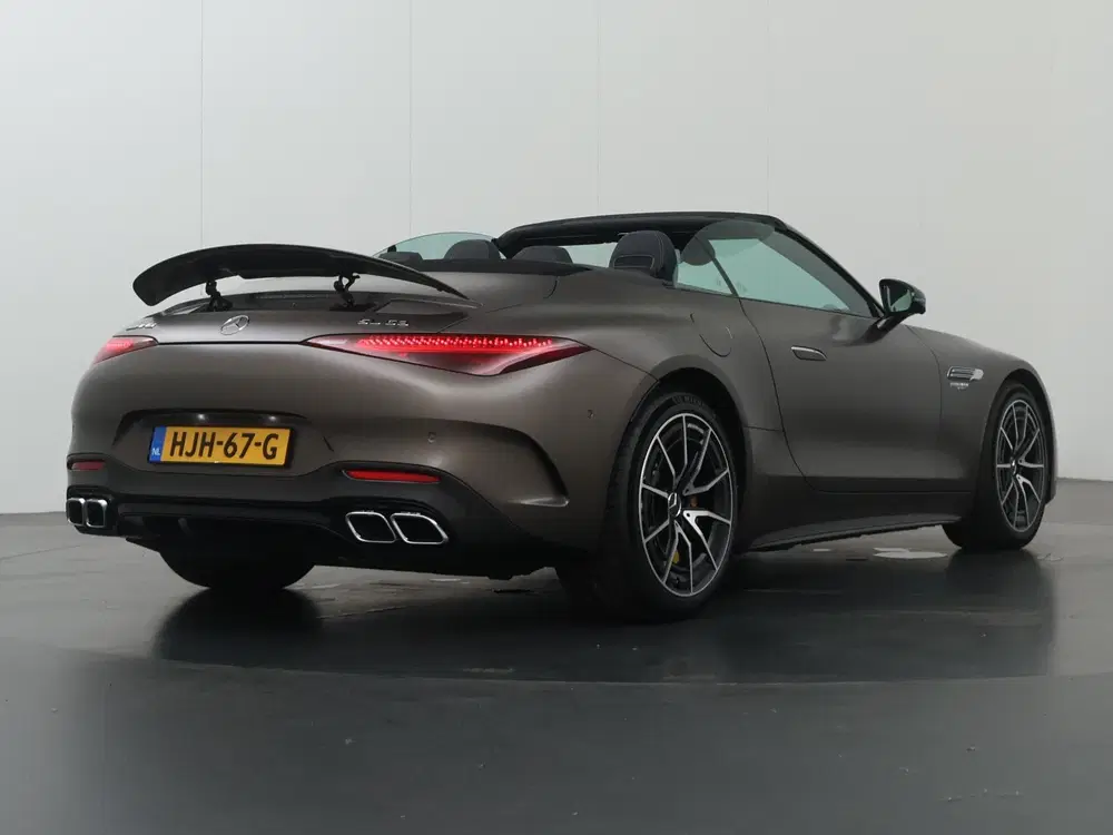 Mercedes-Benz SL AMG 63 4MATIC+ uit 2022, foto 2