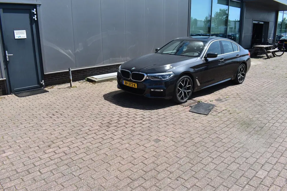 BMW 5-serie 530e iPerformance High Executive uit 2019, foto 7