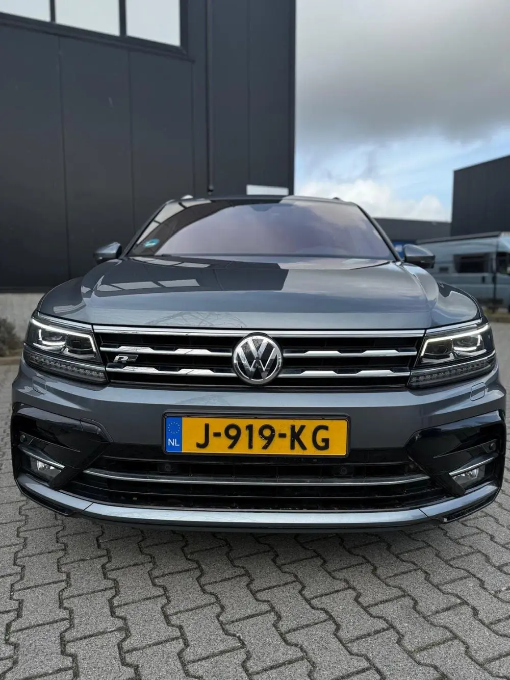 Volkswagen Tiguan Allspace 1.5 TSI Highline Business R RIJKL uit 2020, foto 2