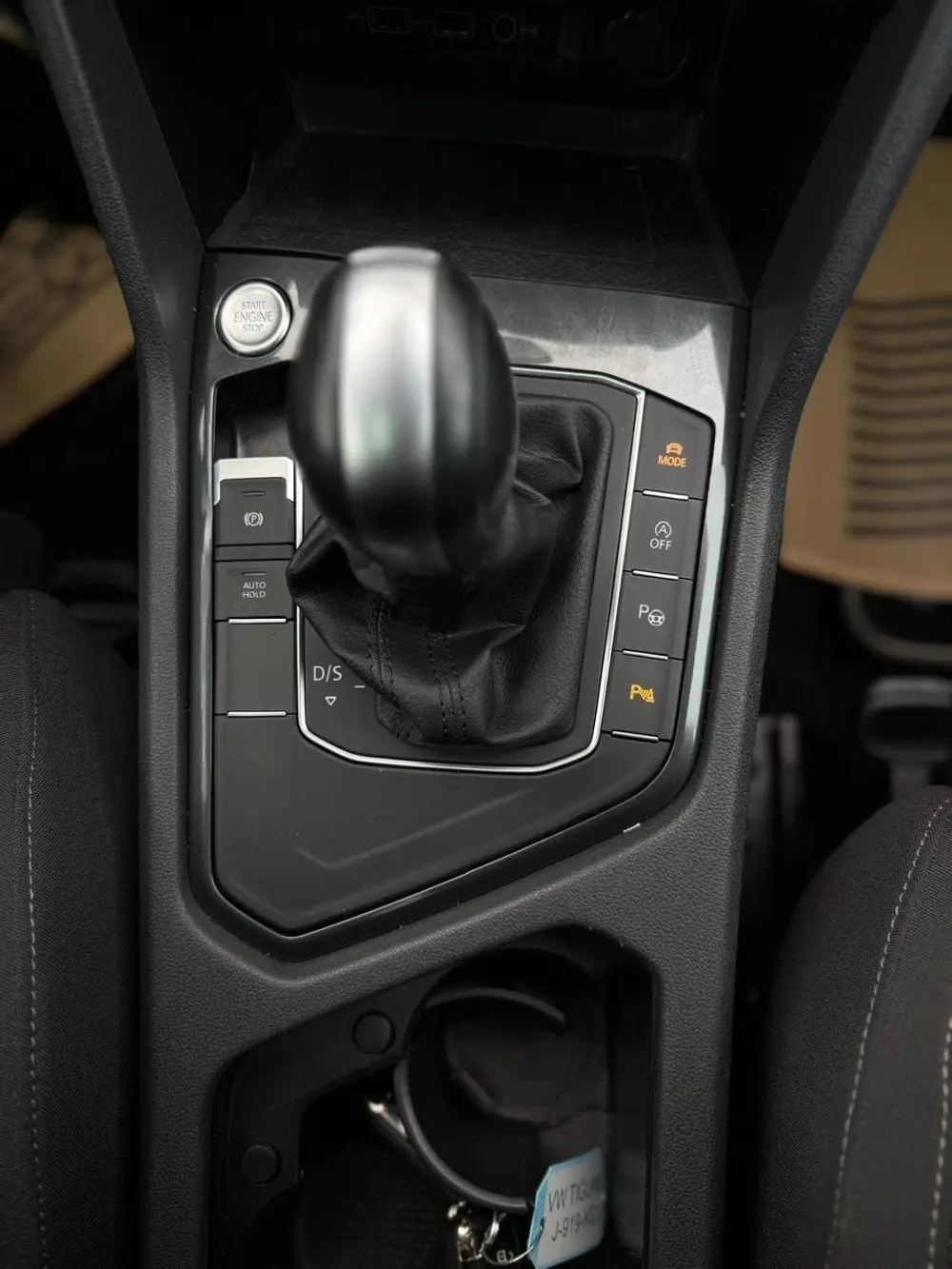 Volkswagen Tiguan Allspace 1.5 TSI Highline Business R RIJKL uit 2020, foto 9