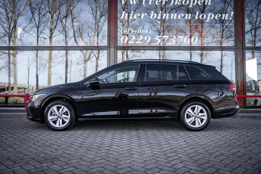 Volkswagen Golf Variant 1.5 eTSI Life Business | Automaat | uit 2022, foto 3