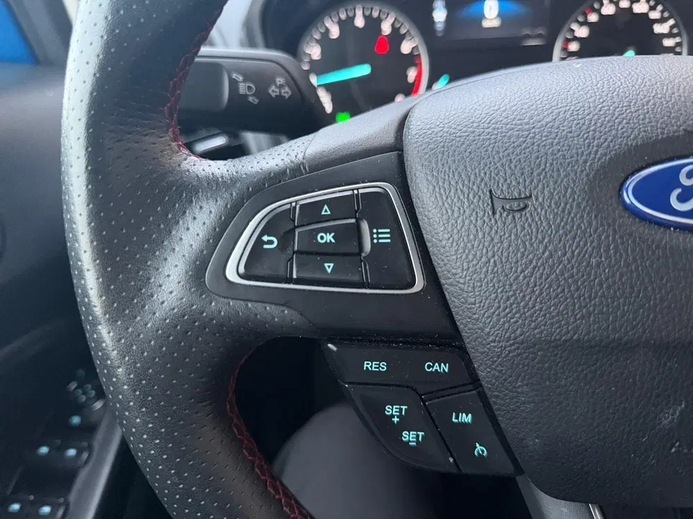 Ford EcoSport 1.0 EcoBoost ST-Line uit 2022, foto 15