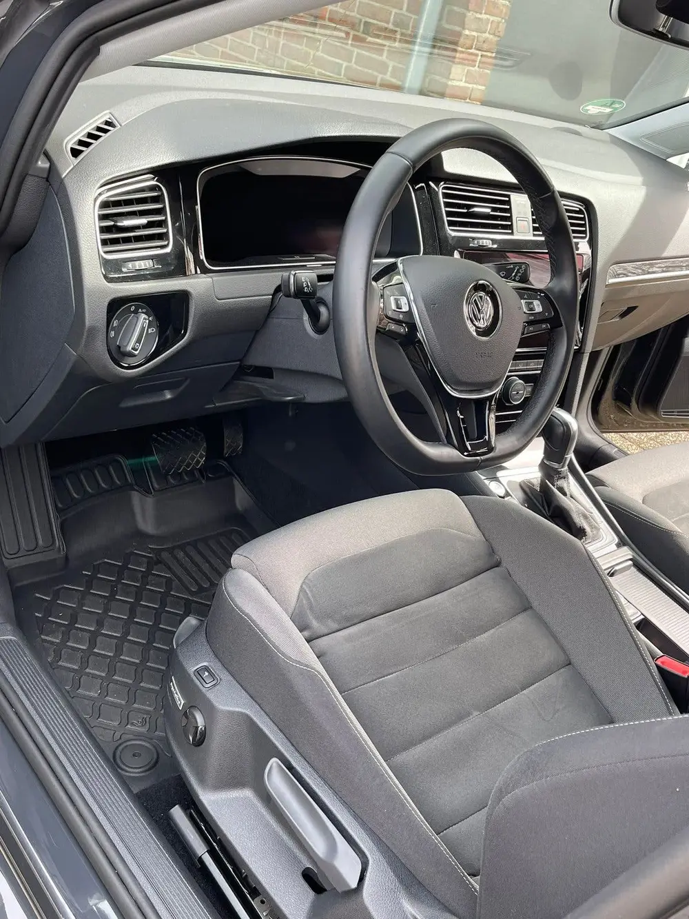 Volkswagen Golf VII Golf 1.5 TSI 130pk 7-DSG Bluemotion 2019 Grijs uit 2019, foto 10