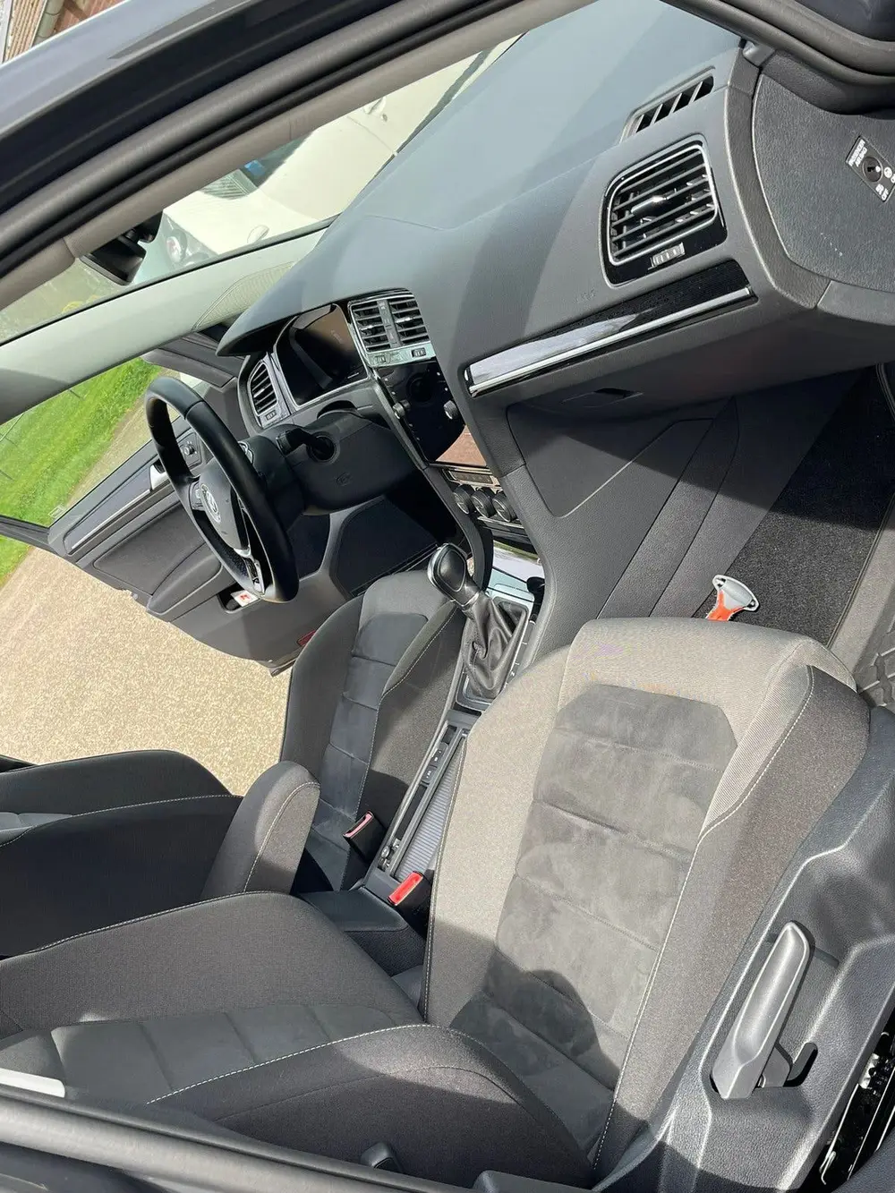 Volkswagen Golf VII Golf 1.5 TSI 130pk 7-DSG Bluemotion 2019 Grijs uit 2019, foto 12