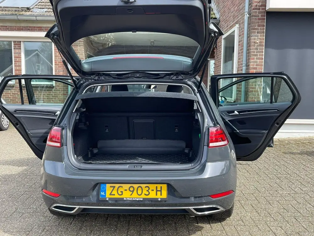 Volkswagen Golf VII Golf 1.5 TSI 130pk 7-DSG Bluemotion 2019 Grijs uit 2019, foto 8