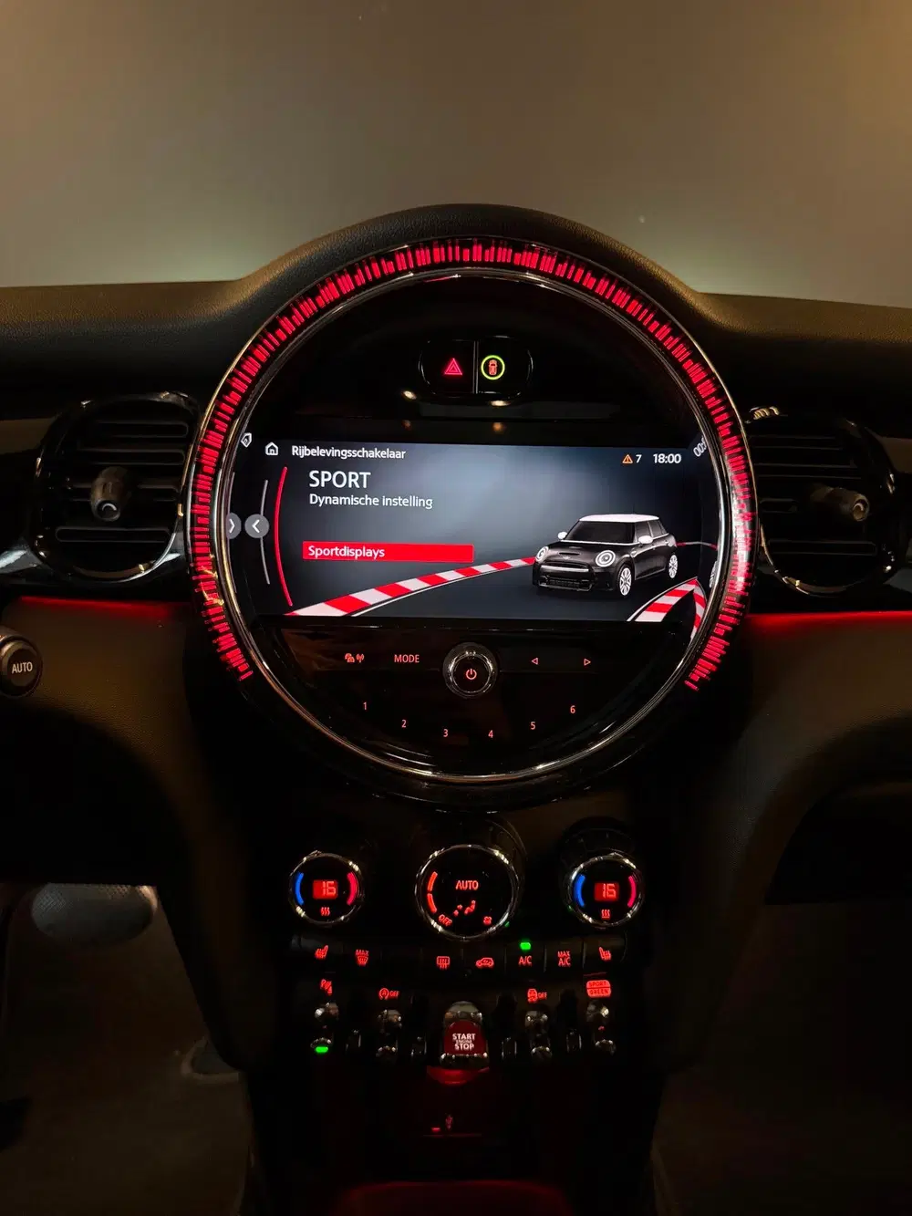 Mini Cooper S 2.0 Cooper S uit 2021, foto 19