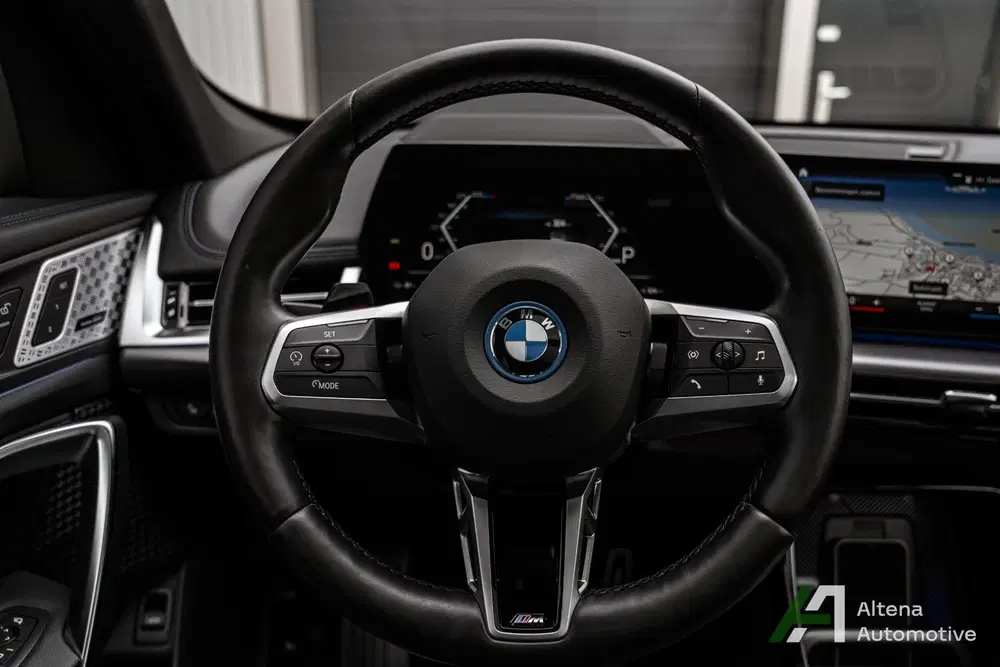 BMW iX1 xDrive30 64 uit 2023, foto 15