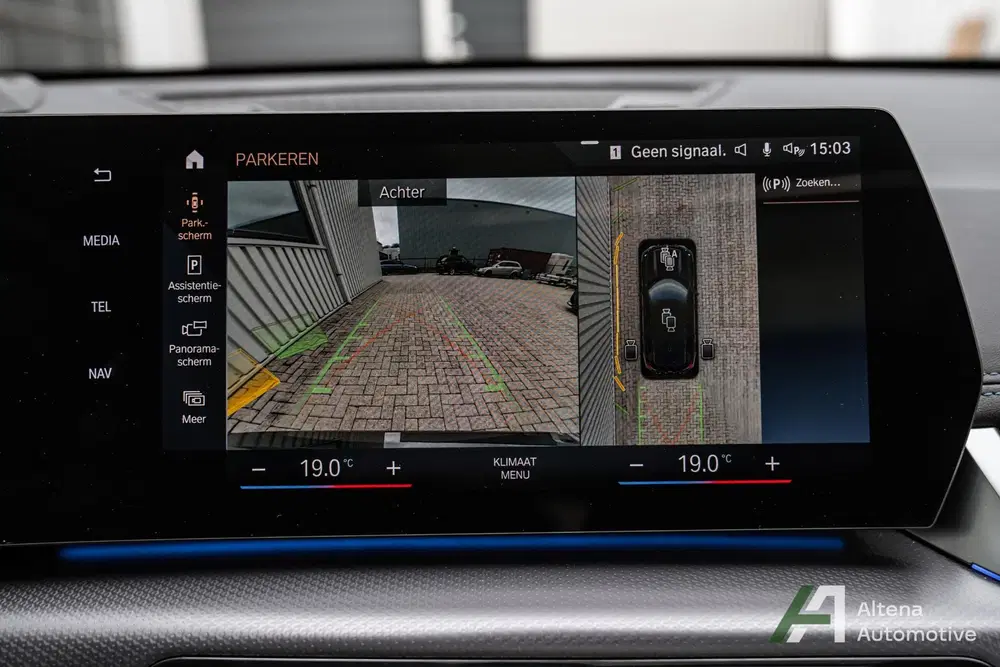 BMW iX1 xDrive30 64 uit 2023, foto 19