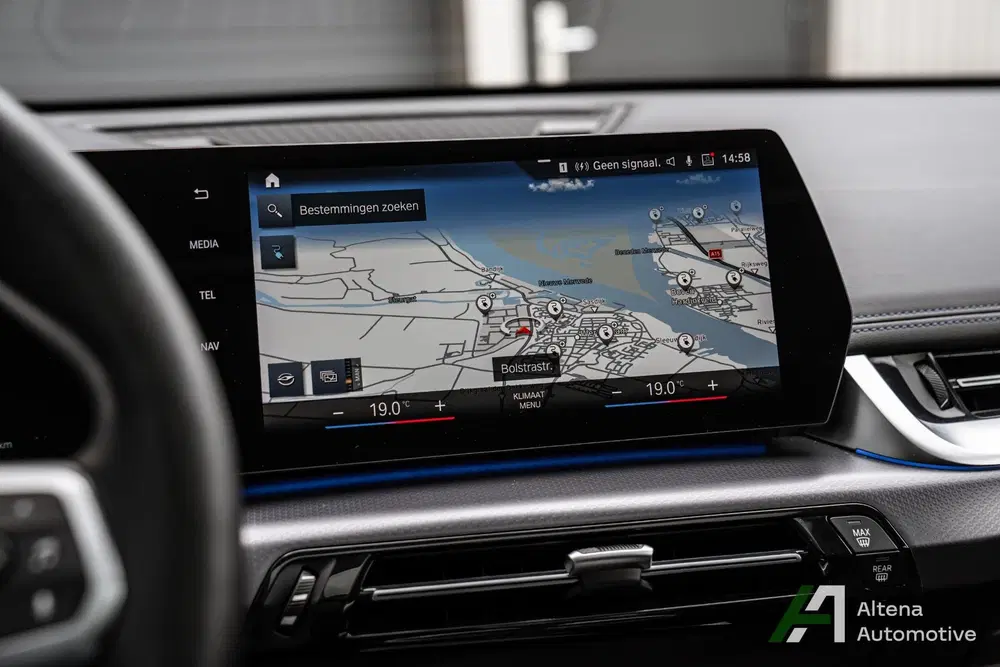 BMW iX1 xDrive30 64 uit 2023, foto 20