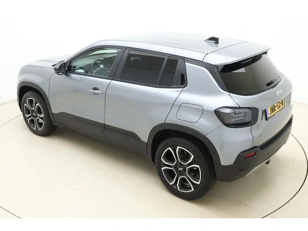 Jeep Avenger 1.2 e-Hybrid Summit uit 2025, foto 4