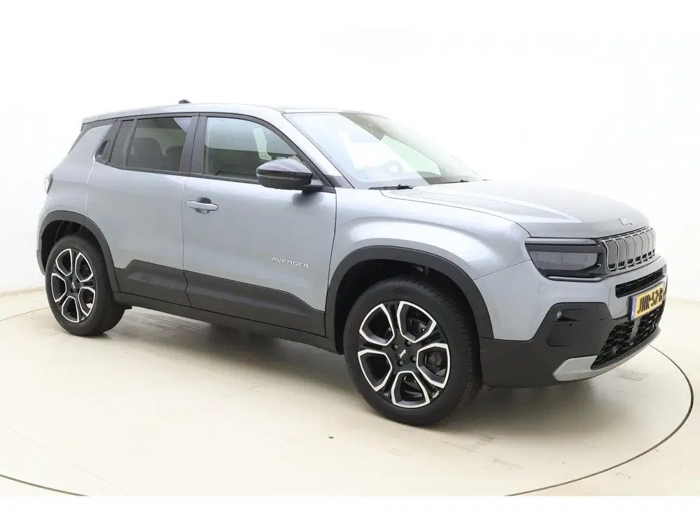 Jeep Avenger 1.2 e-Hybrid Summit uit 2025, foto 8