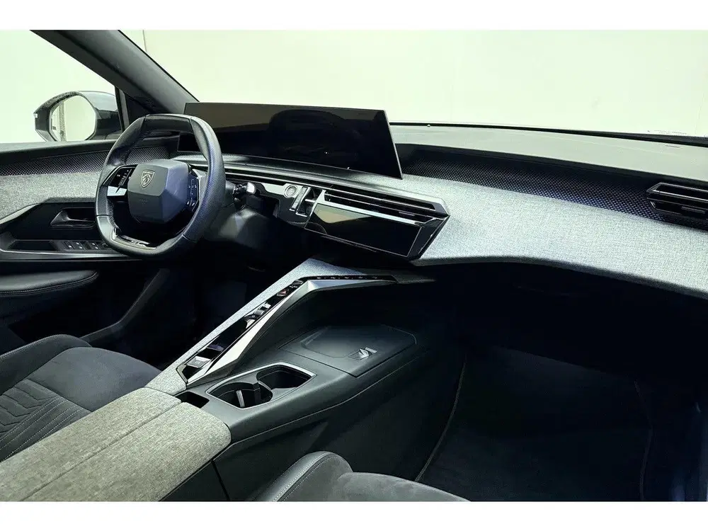 Peugeot 3008 1.2 Hybrid GT 136 PK uit 2024, foto 3