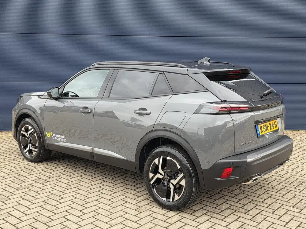 Peugeot 2008 1.2 Hybrid 145 GT uit 2026, foto 3