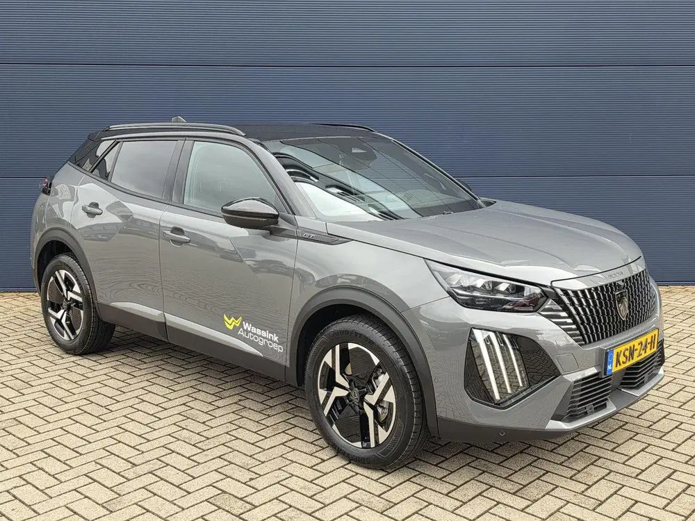 Peugeot 2008 1.2 Hybrid 145 GT uit 2026, foto 7