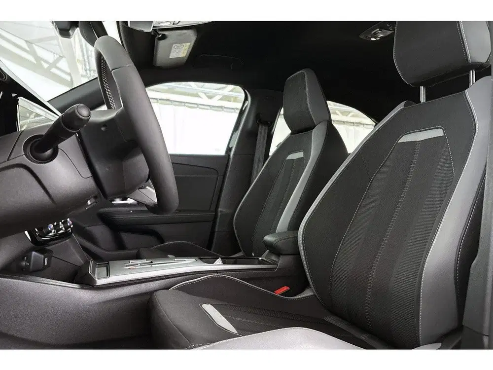 Opel Mokka 1.2 Turbo Hybrid GS Stuurverwarming Achter uit 2026, foto 6