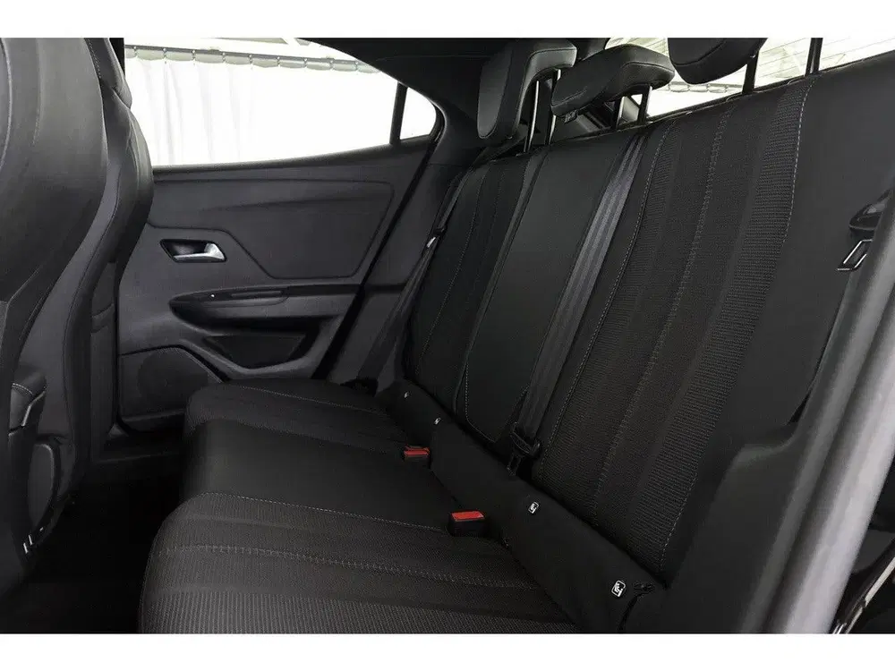 Opel Mokka 1.2 Turbo Hybrid GS Stuurverwarming Achter uit 2026, foto 8