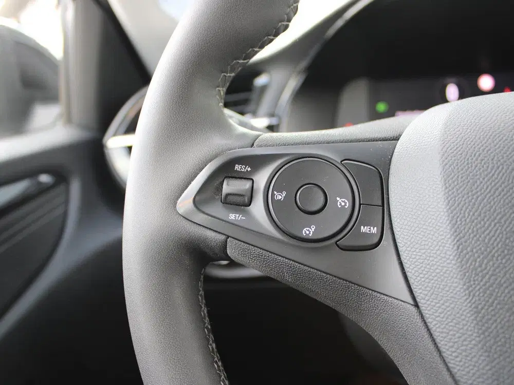 Opel Corsa 1.2 Elegance uit 2022, foto 19