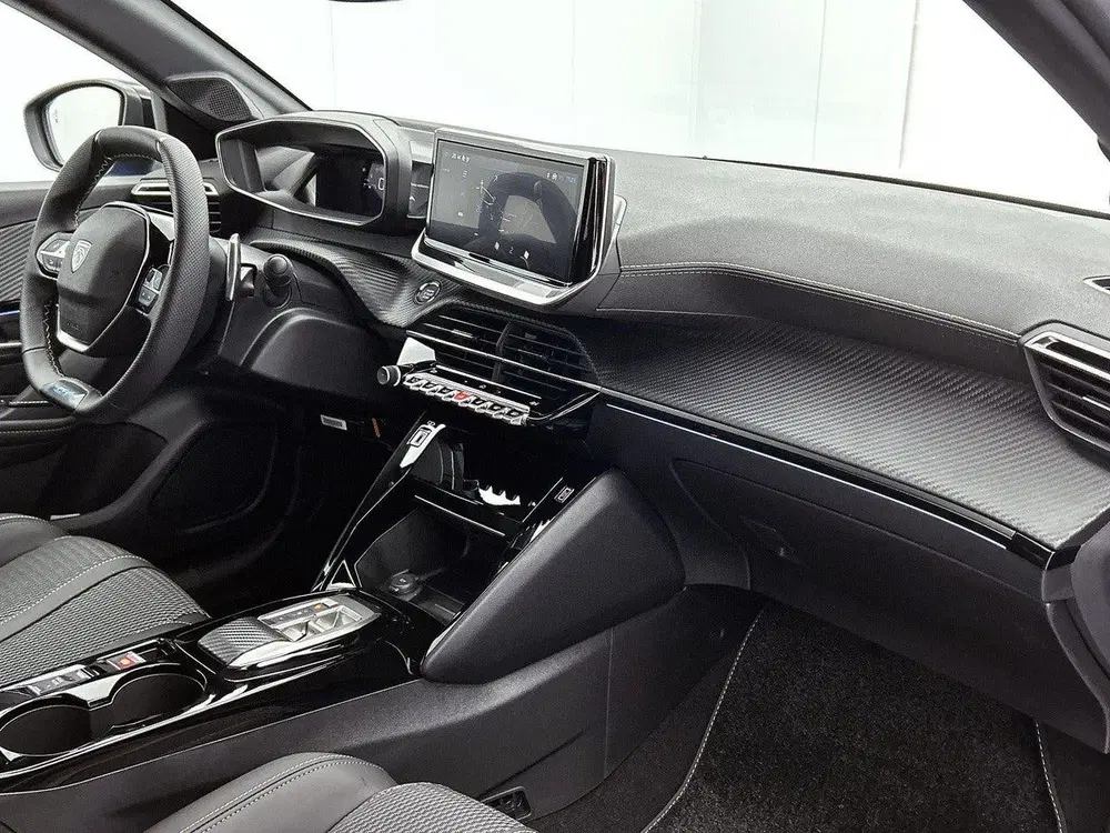 Peugeot 208 1.2 Hybrid 110 e-DCS6 GT uit 2025, foto 12