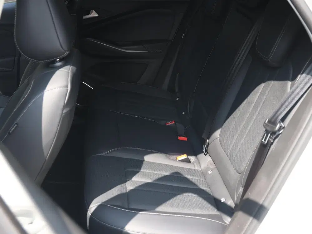 Opel Grandland X 1.6 300pk Hybrid4 Ultimate uit 2020, foto 16