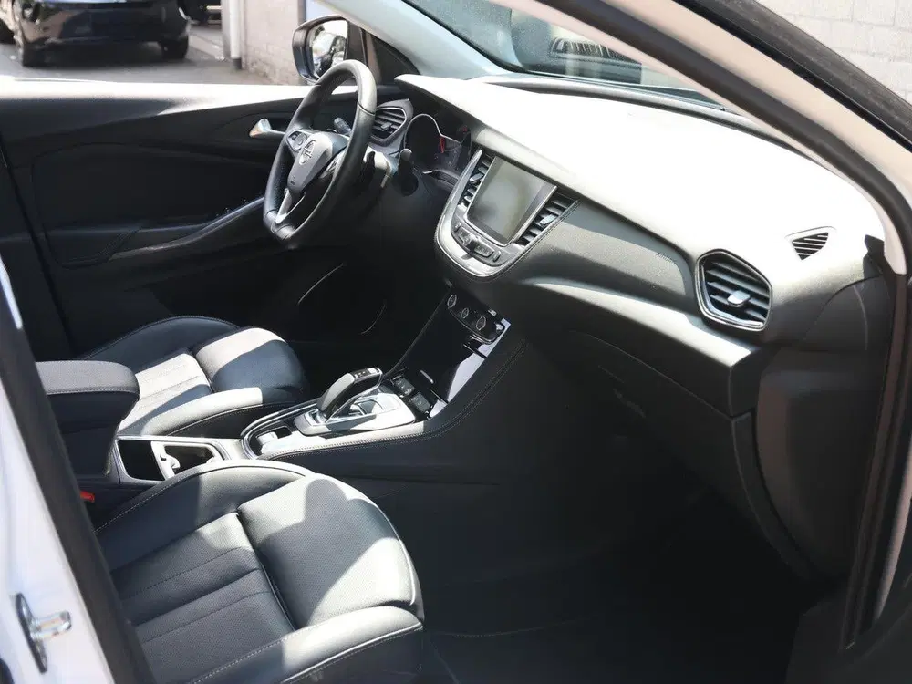 Opel Grandland X 1.6 300pk Hybrid4 Ultimate uit 2020, foto 8