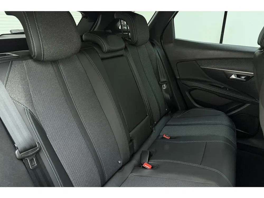 Peugeot 3008 1.6 HYbrid 180 Allure Pack Business uit 2024, foto 16