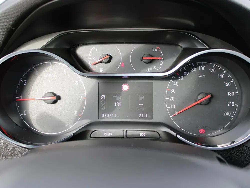 Opel Crossland 1.2 Turbo Elegance uit 2021, foto 14