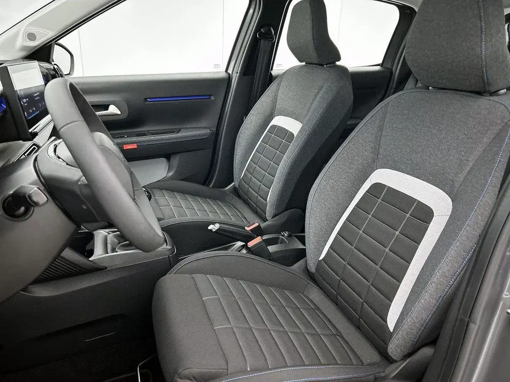 Citroën C3 1.2 Plus 100pk uit 2025, foto 20