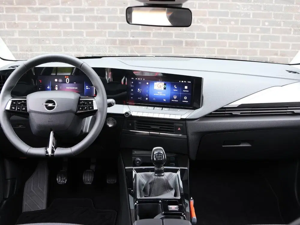 Opel Astra ST Business Edition 110pk uit 2025, foto 16