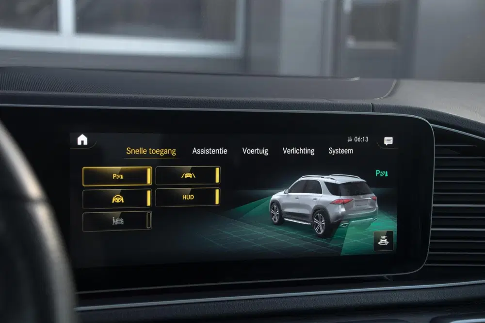 Mercedes-Benz GLE 450 4MATIC AMG uit 2020, foto 17