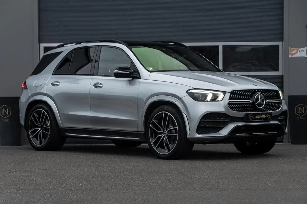 Mercedes-Benz GLE 450 4MATIC AMG uit 2020, foto 3