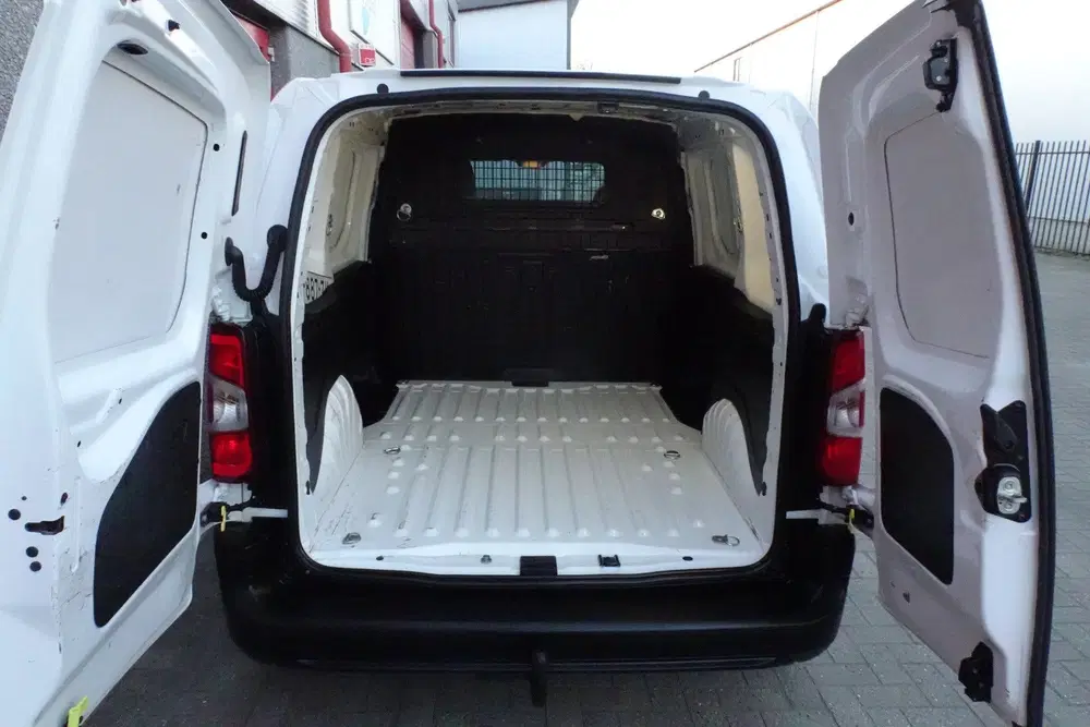 Peugeot Partner 1.6 BlueHDI Pro airco trekhaak (bj 2019) uit 2019, foto 8