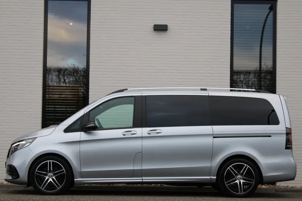 Mercedes-Benz V-Klasse 250d uit 2024, foto 6