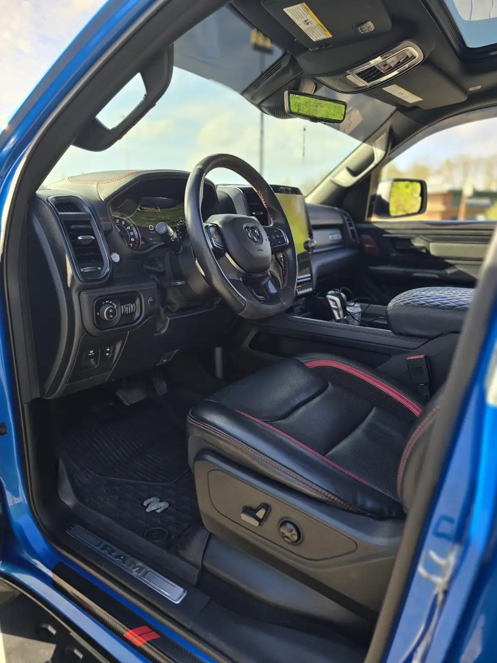 Dodge Ram 1500 6.2 V8 4x4 Crew Cab TRX LVL2 PANO uit 2021, foto 13