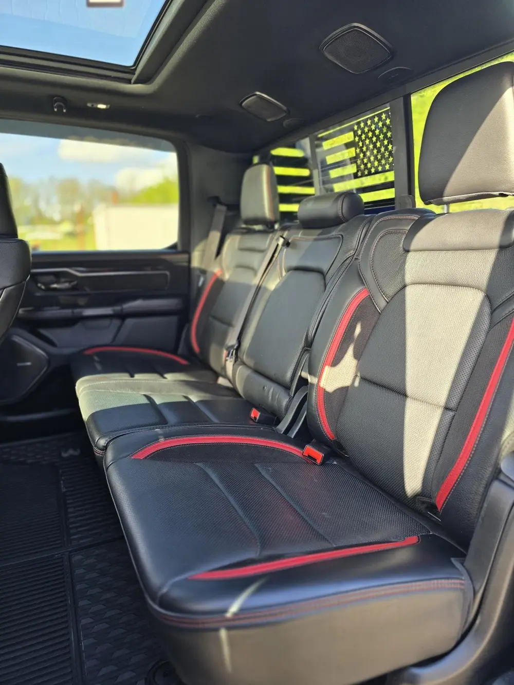 Dodge Ram 1500 6.2 V8 4x4 Crew Cab TRX LVL2 PANO uit 2021, foto 15
