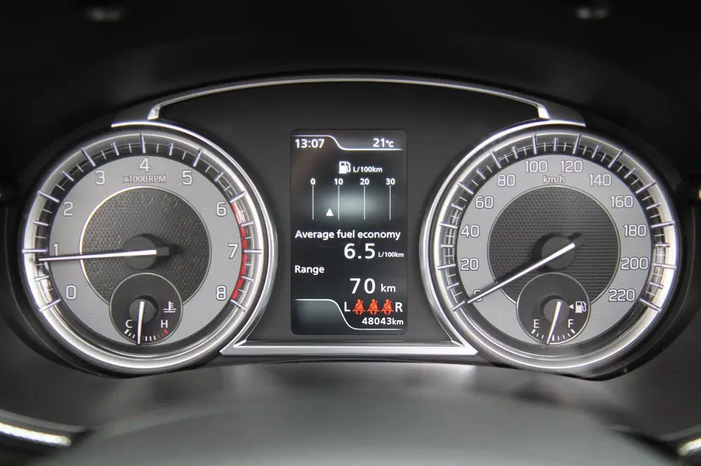 Suzuki Vitara 1.4 Boosterjet Style Smart Hybrid Pano Car uit 2022, foto 15