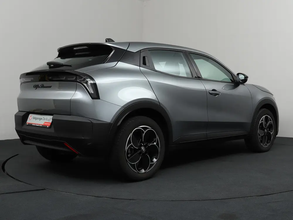 Alfa Romeo Junior Elettrica 54 kWh Climate control uit 2025, foto 2