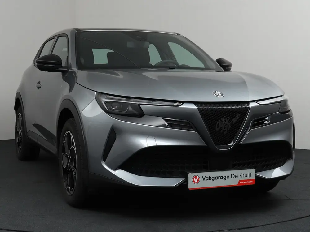 Alfa Romeo Junior Elettrica 54 kWh Climate control uit 2025, foto 20