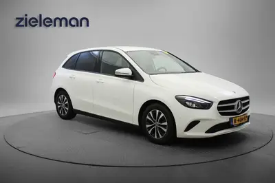 Mercedes-Benz B-Klasse 180 Business Solution Automaat uit 2021